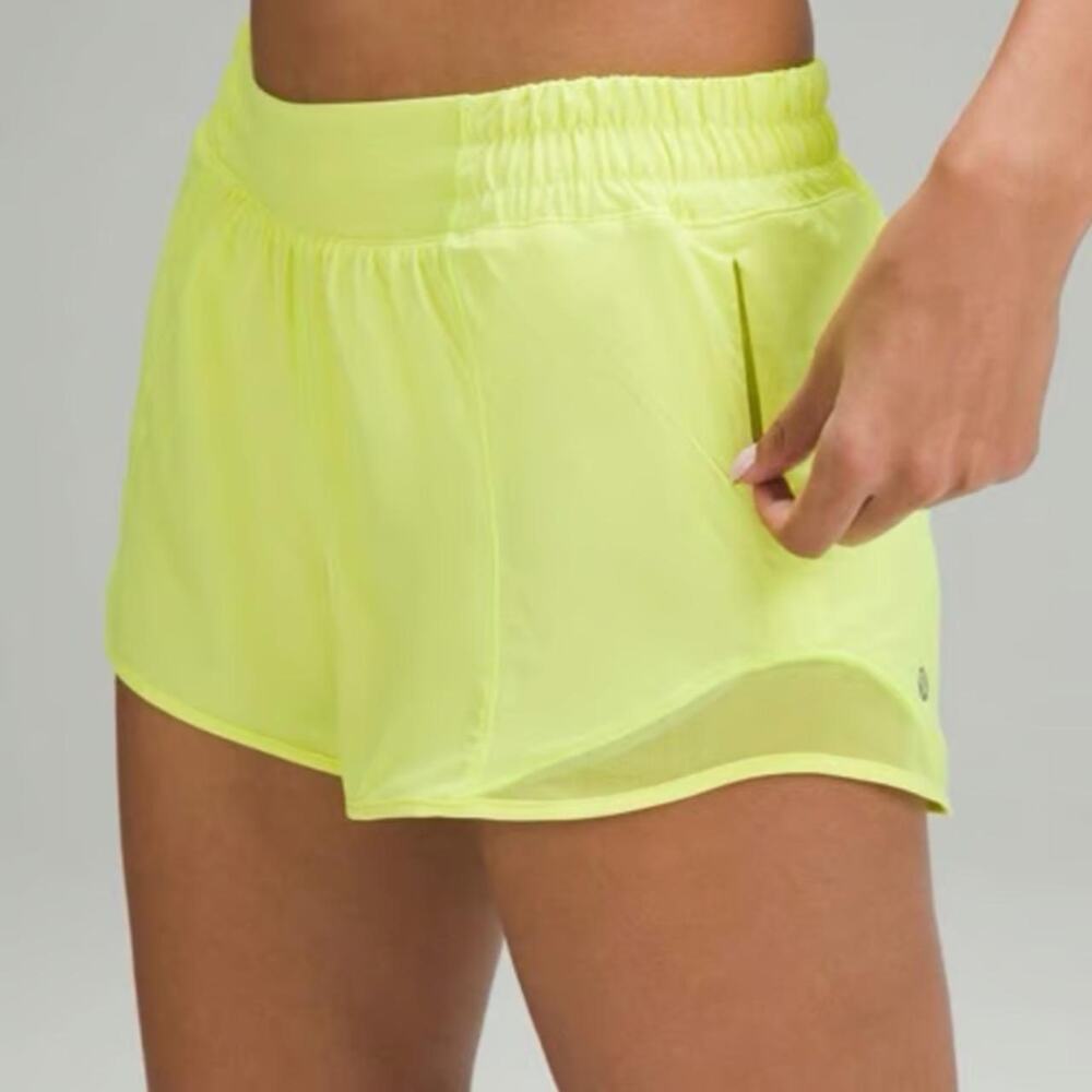 Lululemon Hotty Hot Low-Rise Lined Short 4"